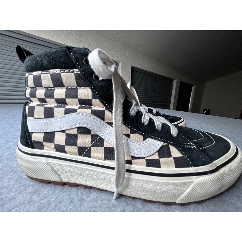 Vans Sk8-Hi MTE Checkerboard Black White Suede High Top-Men's size 7, Womens 8.5